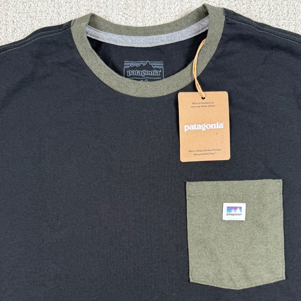 NEW Patagonia Mens Medium Black Shop Sticker Pocket Responsibili-Tee Shirt 37837
